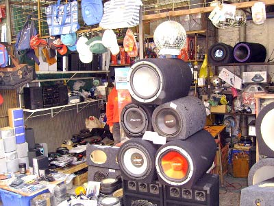 Local Electrnica Todo Musica del Persa Biobio