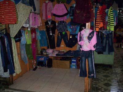 Local Ropa Infantil Damichni del Persa Biobio